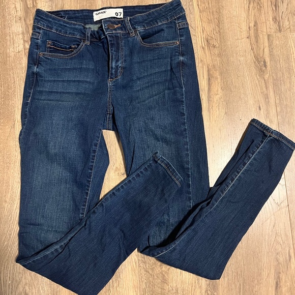 Dark Wash Skinny Jean